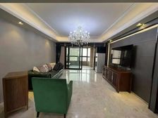 新上,中信蕞好的飞机户型三房,次顶楼采光好,一梯一户,送车位