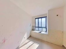 绿地新江桥城(东区) 南北通透 中间好楼层 商业配套齐全