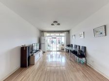 南北通透采光通风好有阁楼有露台税费少