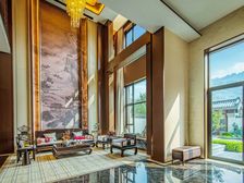 联系我:电建泷悦玖宸 叠拼花院 采光井 730萬起