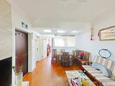 真光新村第八小区 2室1厅1卫 精装修 258万元