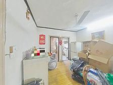 地铁口 中楼层 诚意出售 看房随时 一梯两户