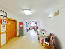 真光六街坊 3室1厅1卫 简装修 410万元