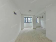 星河世纪城 2室2厅2卫 毛坯 550万元