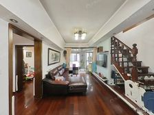 中鼎豪园 3室2厅3卫 精装修 738万元