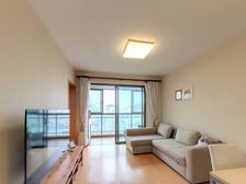 高区采光好,带产权车位,阳光洒进客厅卧室,诚意出售,位置安静