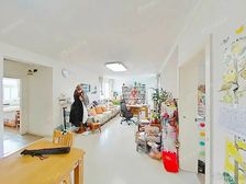 正气大三房,精装修!业主诚意置换,看中好谈。