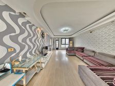 半岛豪庭天潇园 3室2厅 149.07平