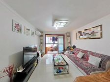 南北通透 临地铁 正规商品房 精装可拎包入住 出行方便