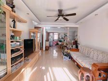 曹路 地铁口 中间楼层采光好 大两居 精装好房 南北通透户型