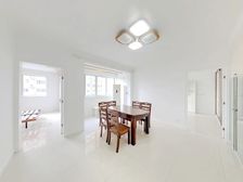 东城新村南朝向2居1卫带有花园靠谱出售