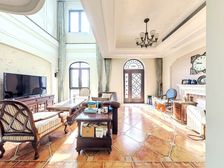 中建大公馆 叠加别墅 三层 带双车位 房东急于出售