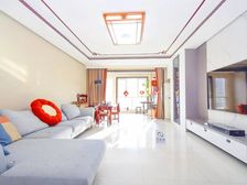 第二大街 南北通透 满二 停车方便 出行方便 双卫格局