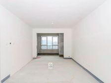 中交春风海上 中间楼层 小三房 出行方便 朝南 近地铁