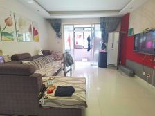 电梯三房 带产权车位 不仅是居所 更是艺术呈现 价 无处不在