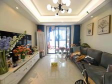 金辉天鹅湾 3室2厅2卫 精装修 360万元 100平米