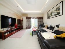 房子户型方正,通风来光好,使用率比较高