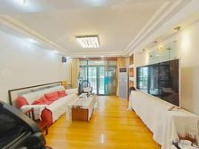 证大家园二期 4室2厅2卫 精装修 799万元