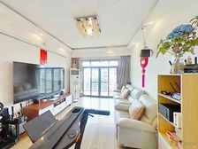 正两房带阁楼和露台,三规交通,景观位置满五,光线好