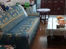 浦东曹路金海华城 77平南向两房 满二精装电梯中层