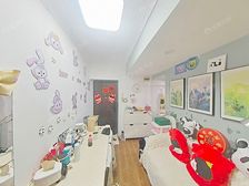 电梯边套,方正双南两房,采光通风好,房龄新