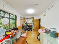 金杨公寓 106.87平3居 南向精装修 自住保养好