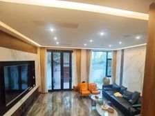 星河丹堤花园南向精装别墅 345平5室3厅满五