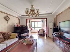 观锦园 精装4室 全明户型 满五年 低楼层 出行方便