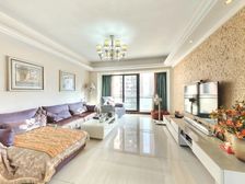 东湖边大4房中间楼层 双书宝都在 有暖气 zy空调