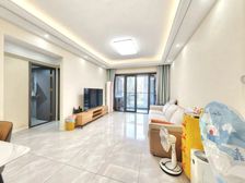 武昌内环 沙湖边 低密度 园林式小区环境优美