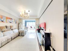 铂悦郡 3室2厅 东南