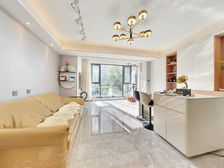 龙湖天街旁 品质小区 双地铁口 全新精装修 前排采光好