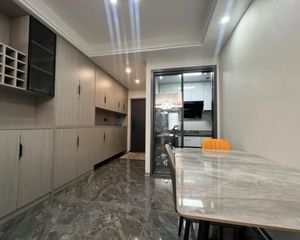 马连洼兰园 南北通透两居 满五 310万