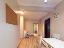 龙之梦东苑,北龙湖河畔,南北通透大三室,低价出售