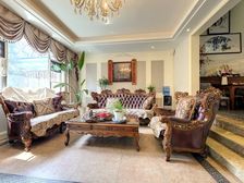 颐和华城(别墅) 中环联排别墅地上三层地下一层朝南花园双车位