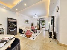 澳龙名城 一楼带花园 成都买二手房0中介费,各个小区都有房源