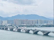 豪景大厦 一线江景近万达(带车位)飞来湖,近高速