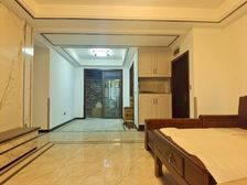 新城琅樾江山万达商圈四房 带私家花园 采光可以 紧邻商圈