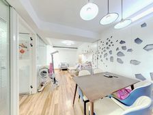 三开间朝南的全明户型,电梯中楼层,全天采光,视野噶好,随时看