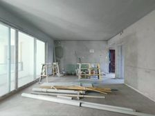 九龙坡 次新洋房 带200平大花园 花园隐私性非常好