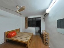 1梯3户厨卫朝北,看房随时,单价4出头,上适存,房东急售