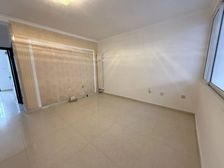 急 三十出头买步梯 低楼层 东方太阳城