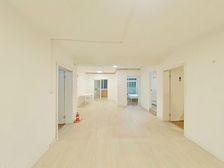 顺馨佳园 3室2厅2卫 毛坯 价格可以谈