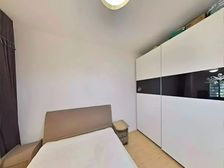 店长力推,老业主单边挂牌,一梯两户,看房有钥匙,小区中心位置