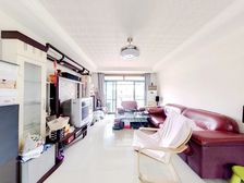 健身楼层非顶楼,适合年轻人的房子,视野开阔,户型正