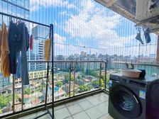 急售可谈 带露台三房 视野开阔 近地铁近商业