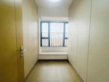 小区 23年次新盘 中高楼层 全屋艺术漆 欧派定制柜