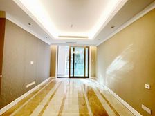 雅颂三房,两梯四户,高品质生活,自带地下车库,精装修交付