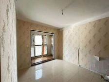 诚意出售次新小区 人车分流 凤凰楼层采光视野非常好 看房随时