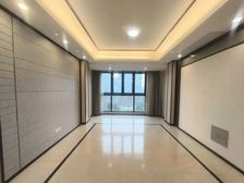 正荣府一梯一户150平四房 全明户型中高楼层 送入室花园